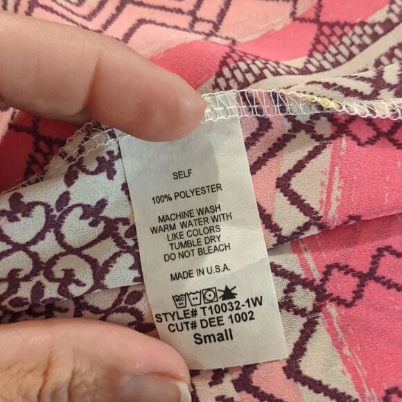 💜5/$25 SMALL tank top - Picture 4 of 4